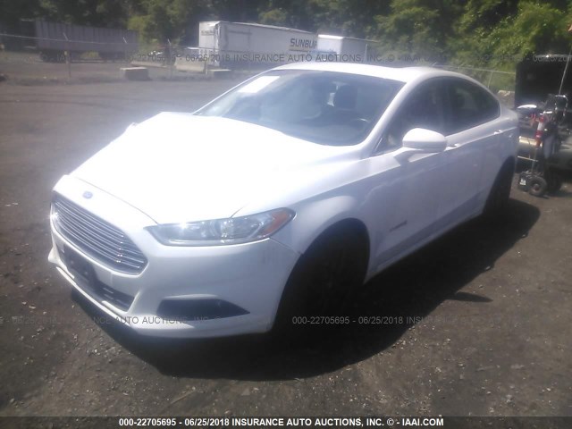 3FA6P0LU8ER223615 - 2014 FORD FUSION SE HYBRID WHITE photo 2