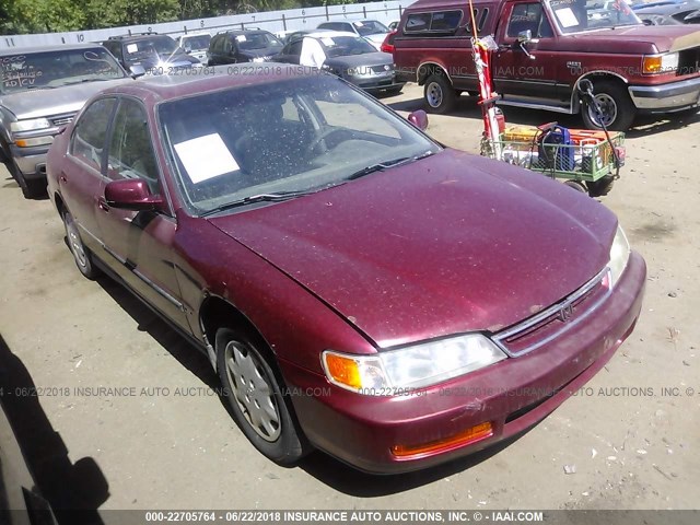 1HGCD5530VA277025 - 1997 HONDA ACCORD LX/EX RED photo 1