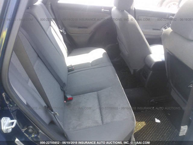 2T1KR32EX3C034370 - 2003 TOYOTA COROLLA MATRIX XR BLUE photo 8