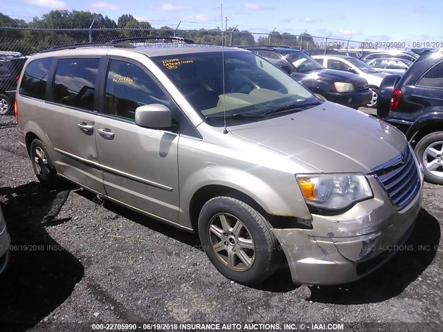 2A8HR54P78R752267 - 2008 CHRYSLER TOWN & COUNTRY TOURING GOLD photo 1