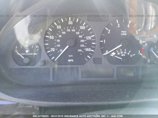 WBAAZ334X5KW75129 - 2005 BMW 325 IS SULEV BLACK photo 7