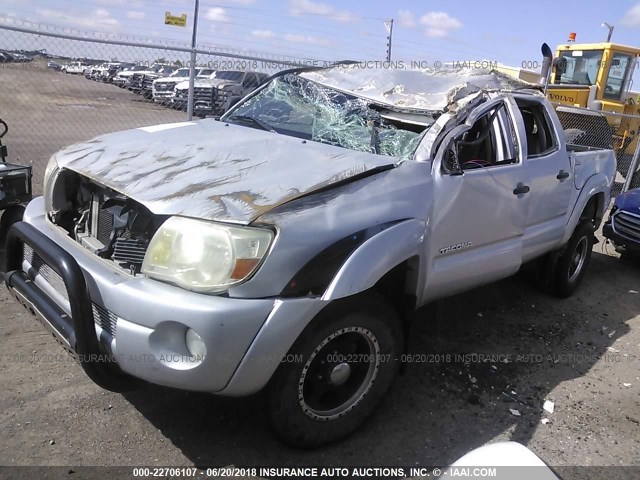 5TEJU62N48Z502106 - 2008 TOYOTA TACOMA DOUBLE CAB PRERUNNER SILVER photo 2