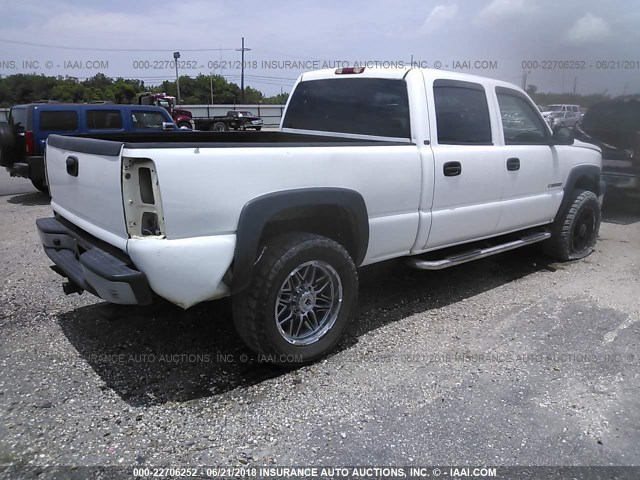 1GCHC23U65F970248 - 2005 CHEVROLET SILVERADO C2500 HEAVY DUTY WHITE photo 4