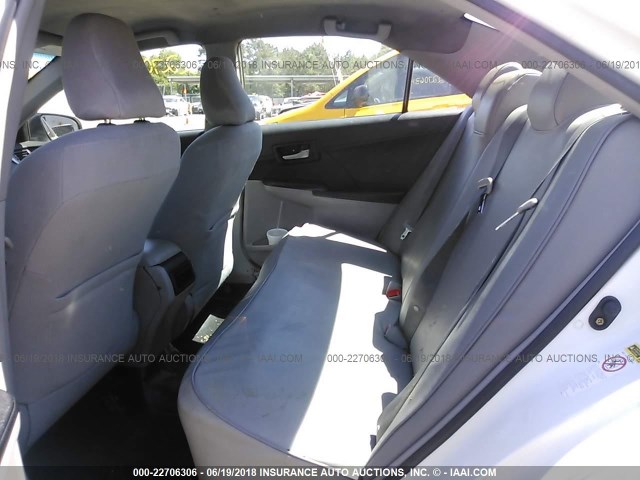 4T1BF1FK7CU534904 - 2012 TOYOTA CAMRY SE/LE/XLE WHITE photo 8
