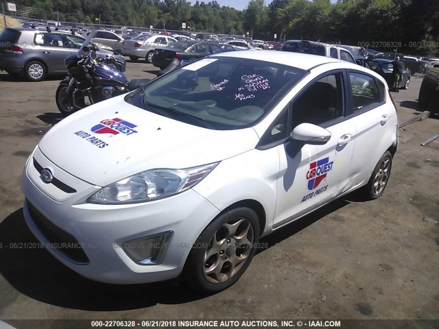 3FADP4FJ1CM183470 - 2012 FORD FIESTA SES WHITE photo 2