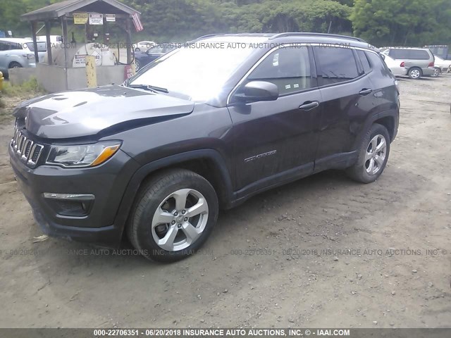 3C4NJDBB7HT674699 - 2017 JEEP COMPASS LATITUDE 灰色 照片 2
