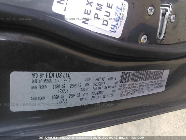 3C4NJDBB7HT674699 - 2017 JEEP COMPASS LATITUDE 灰色 照片 9