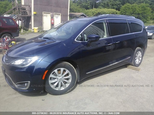 2C4RC1BG2JR149371 - 2018 CHRYSLER PACIFICA TOURING L BLUE photo 2