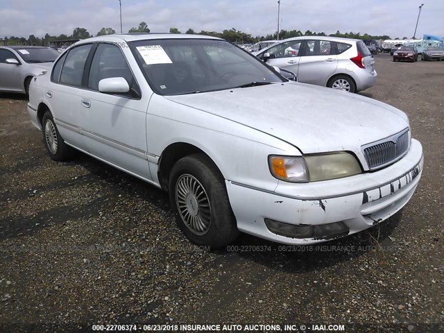 JNKCA21DXTT303330 - 1996 INFINITI I30 WHITE photo 1