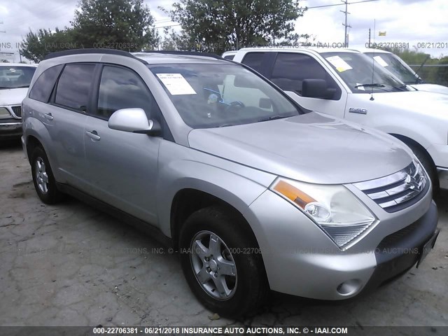 2S3DB217976103228 - 2007 SUZUKI XL7 SILVER photo 1