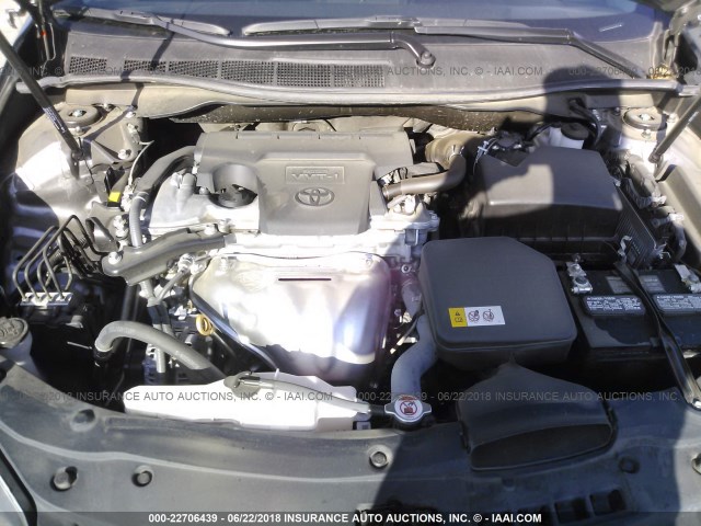 4T1BF1FK7HU425057 - 2017 TOYOTA CAMRY LE/XLE/SE/XSE ყავისფერი ფოტო 10