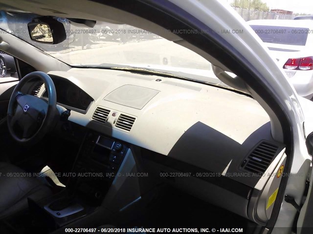 YV1CY592951147369 - 2005 VOLVO XC90 WHITE photo 5