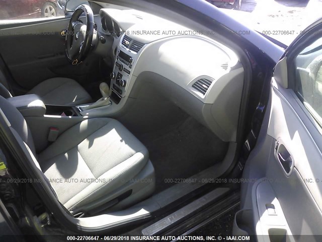 1G1ZC5EB0AF198060 - 2010 CHEVROLET MALIBU 1LT ლურჯი ფოტო 5