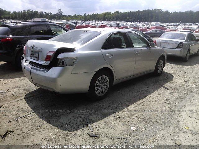 4T1BE46K79U877323 - 2009 TOYOTA CAMRY SE/LE/XLE SILVER photo 4