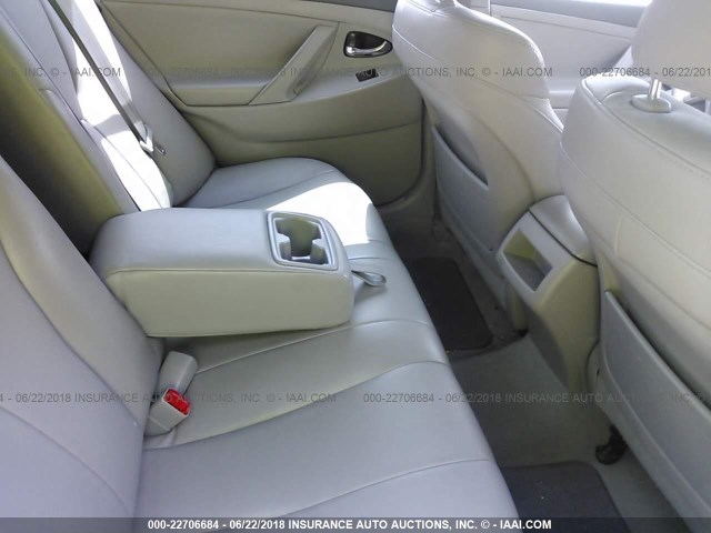 4T1BE46K79U877323 - 2009 TOYOTA CAMRY SE/LE/XLE SILVER photo 8