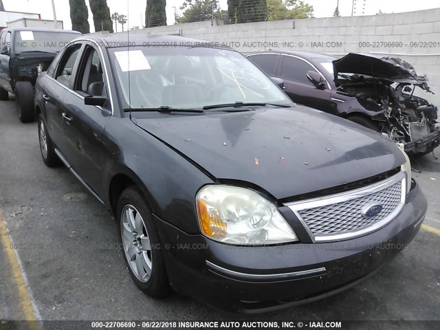 1FAFP27167G111031 - 2007 FORD FIVE HUNDRED SEL GRAY photo 1