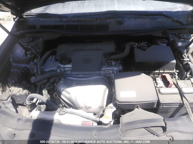 4T1BF1FK0GU174137 - 2016 TOYOTA CAMRY LE/XLE/SE/XSE GRAY photo 10