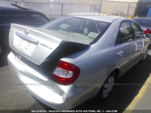 JTDBE32K430160963 - 2003 TOYOTA CAMRY LE/XLE GRAY photo 4