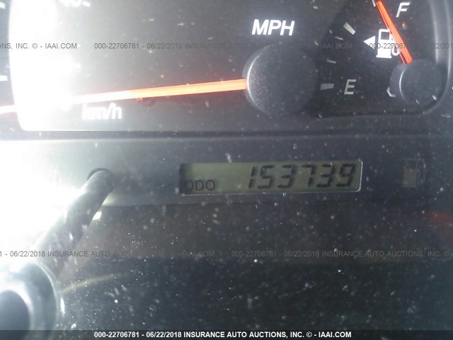 JTDBE32K430160963 - 2003 TOYOTA CAMRY LE/XLE GRAY photo 7