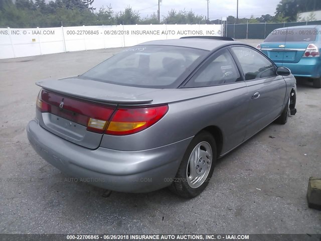 1G8ZH1271VZ379149 - 1997 SATURN SC2 SILVER photo 4