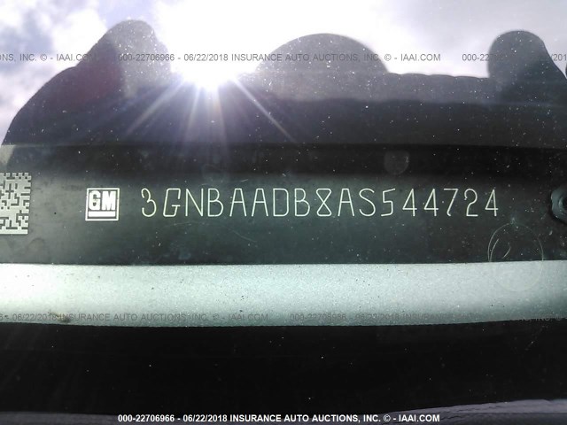 3GNBAADB8AS544724 - 2010 CHEVROLET HHR LS SILVER photo 9