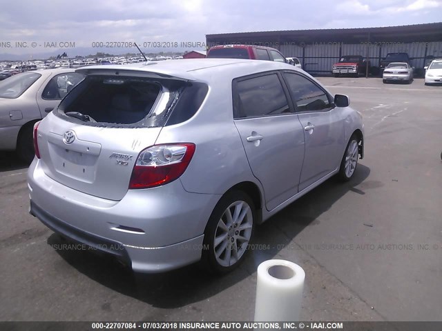 2T1GE40E99C004859 - 2009 TOYOTA COROLLA MATRIX XRS SILVER photo 4