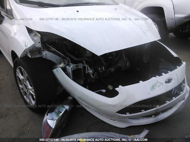 3FADP4EJXEM177090 - 2014 FORD FIESTA SE WHITE photo 6