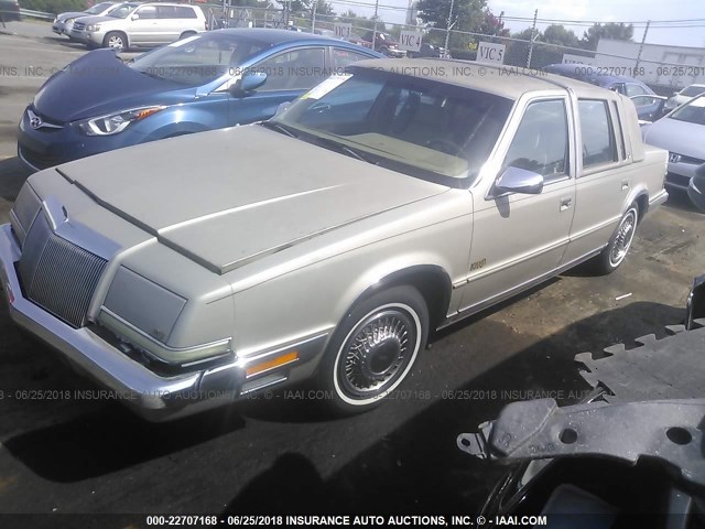 1C3XV56LXPD147707 - 1993 CHRYSLER IMPERIAL GOLD photo 2