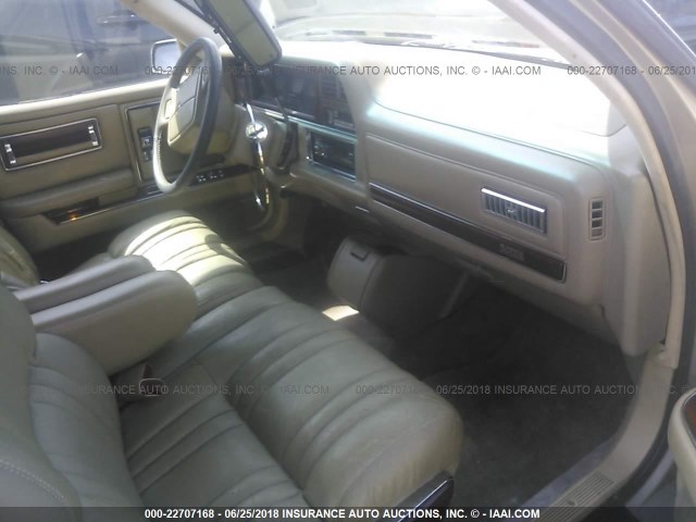 1C3XV56LXPD147707 - 1993 CHRYSLER IMPERIAL GOLD photo 5