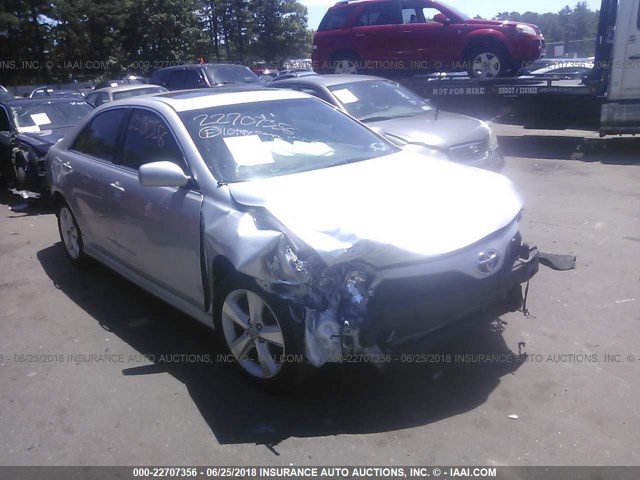 4T1BF3EK3AU501439 - 2010 TOYOTA CAMRY SE/LE/XLE 灰色 照片 1