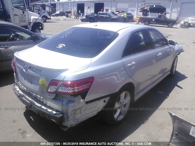 4T1BF3EK3AU501439 - 2010 TOYOTA CAMRY SE/LE/XLE 灰色 照片 4
