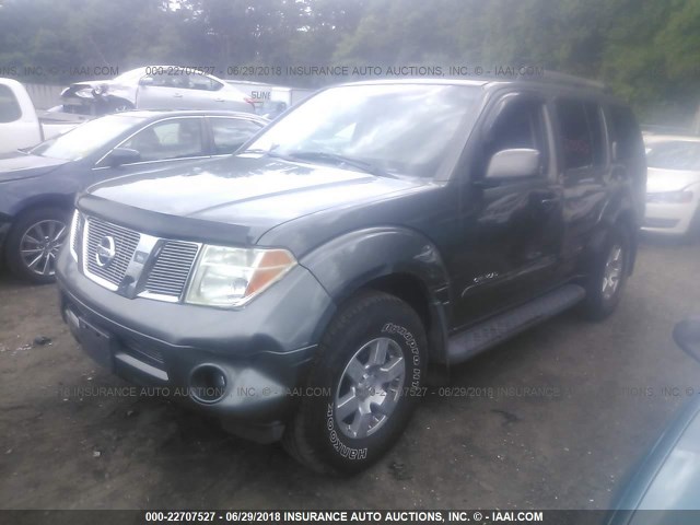 5N1AR18W05C712924 - 2005 NISSAN PATHFINDER LE/SE/XE GRAY photo 2