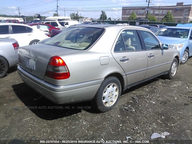 WDBHA22E9SF234916 - 1995 MERCEDES-BENZ C 220 CREAM photo 4