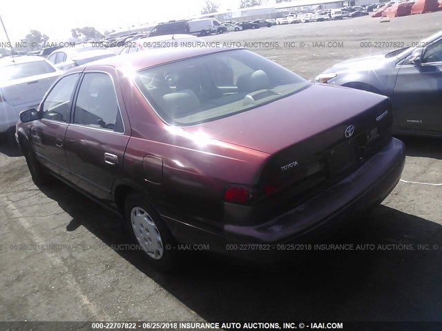 4T1BG22K0XU511320 - 1999 TOYOTA CAMRY CE/LE/XLE RED photo 3