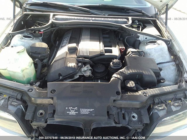 WBAAM3349YKC72152 - 2000 BMW 323 I SILVER photo 10