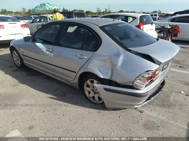 WBAAM3349YKC72152 - 2000 BMW 323 I SILVER photo 3