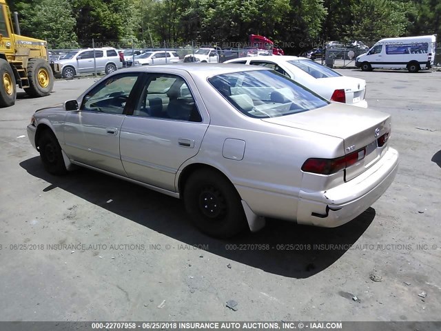 4T1BG22K9XU861920 - 1999 TOYOTA CAMRY CE/LE/XLE GOLD photo 3