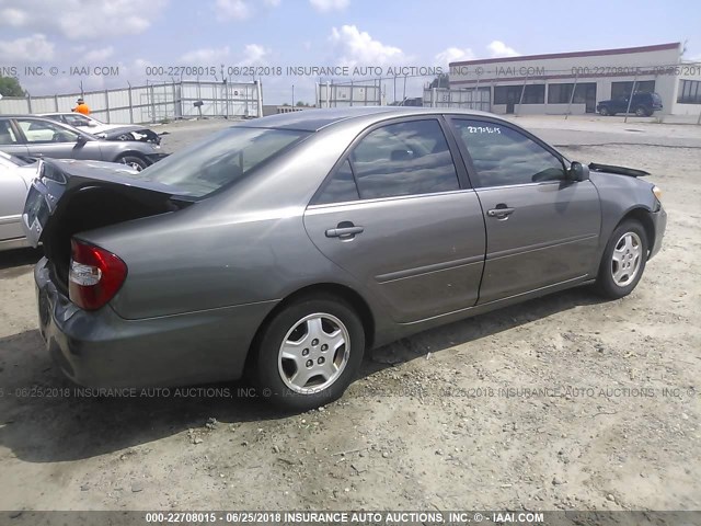 4T1BF32K73U547704 - 2003 TOYOTA CAMRY LE/XLE/SE ნაცრისფერი ფოტო 4