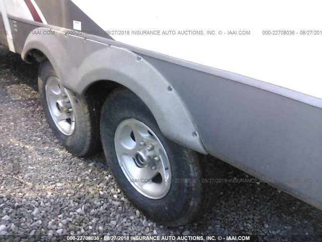 4X4FSEF275J029064 - 2005 FOREST RIVER OTHER  白色 照片 6