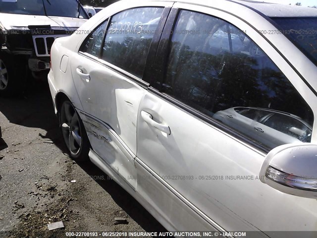 WDBRF40J55F592200 - 2005 MERCEDES-BENZ C 230K SPORT SEDAN WHITE photo 6