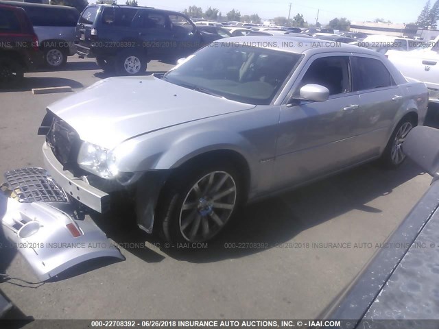 2C3LA73W76H211689 - 2006 CHRYSLER 300C SRT-8 SILVER photo 2