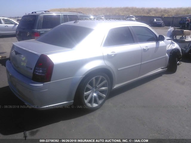 2C3LA73W76H211689 - 2006 CHRYSLER 300C SRT-8 SILVER photo 4