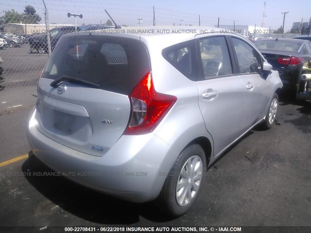 3N1CE2CP2FL419047 - 2015 NISSAN VERSA NOTE S/S PLUS/SV/SL/SR SILVER photo 4