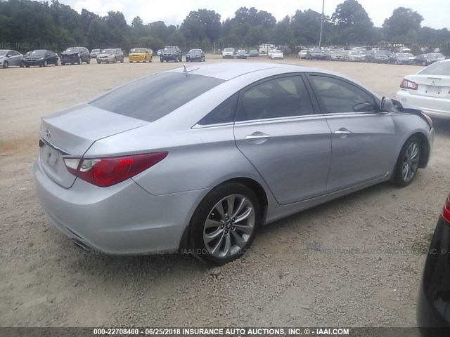 5NPEC4AC3DH516150 - 2013 HYUNDAI SONATA SE/LIMITED SILVER photo 4