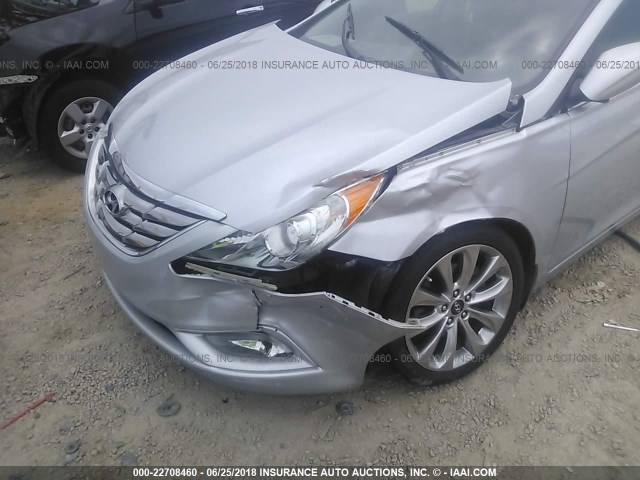 5NPEC4AC3DH516150 - 2013 HYUNDAI SONATA SE/LIMITED SILVER photo 6