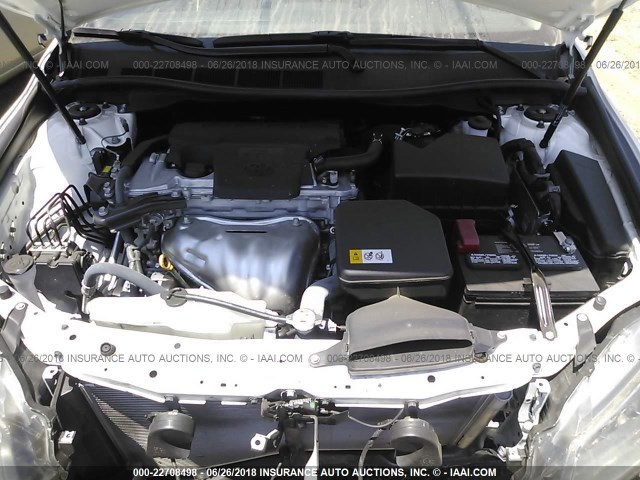 4T1BF1FKXHU812444 - 2017 TOYOTA CAMRY LE/XLE/SE/XSE WHITE photo 10