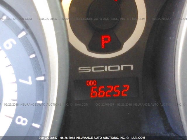 JTKJF5C71C3035876 - 2012 TOYOTA SCION TC 白色 照片 7