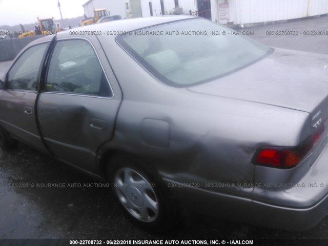 4T1BF22K0VU015465 - 1997 TOYOTA CAMRY CE/LE/XLE GRAY photo 6