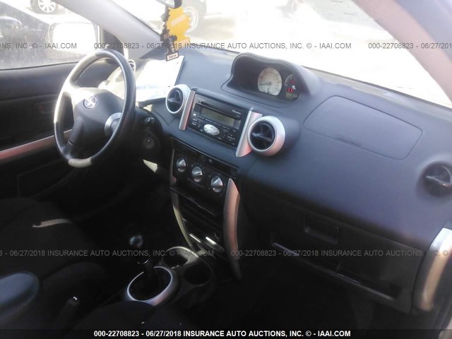 JTKKT624350125917 - 2005 TOYOTA SCION XA ვერცხლისფერი ფოტო 5