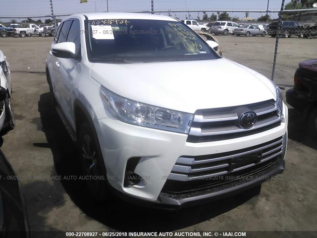 5TDZZRFHXHS234590 - 2017 TOYOTA HIGHLANDER LE/LE PLUS WHITE photo 1